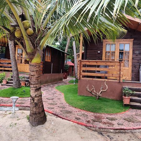 Breezywood Resort Malvan Ngoại thất bức ảnh